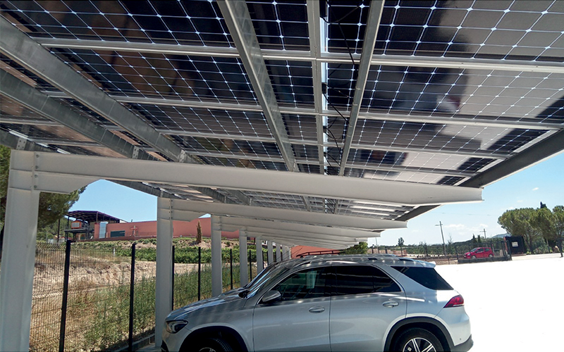 CARPORT PHOTOVOLTAIQUE : Abri voiture avec panneaux solaires pour